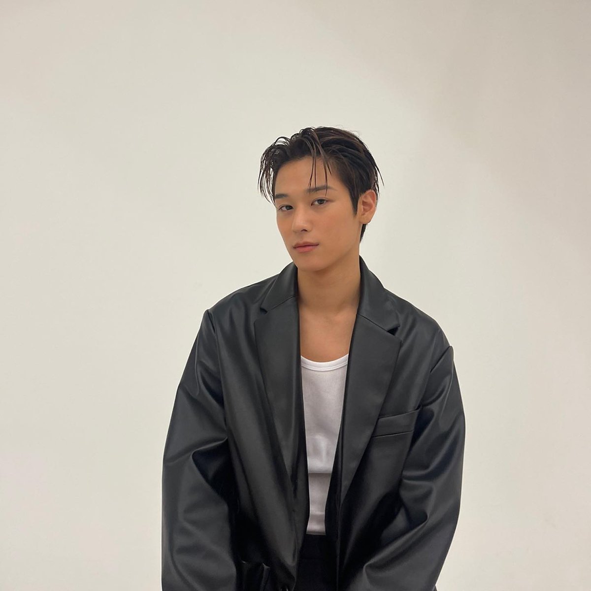 theboyzgram's tweet photo. #광고 #시세이도보이즈 #시세이도 #얼티뮨파워세럼 #에센셜에너지크림 #SHISEIDO @ shiseido https://t.co/RrMDML1Wr3