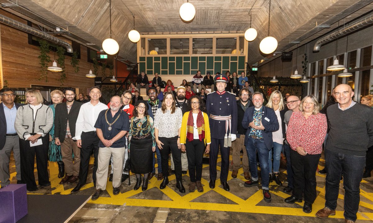 LL_EastSussex's tweet photo. Congratulations to @StayUpLateUK on receiving your @QueensAwardVS from the Lord-Lieutenant last week. Stay Up Late's amazing volunteers support people with learning difficulties to lead active social lives #NoBedTimes #GigBuddies #Brighton #Hove
📷Jason Warner, Fyrefly Studios https://t.co/kQNXnUW9E2