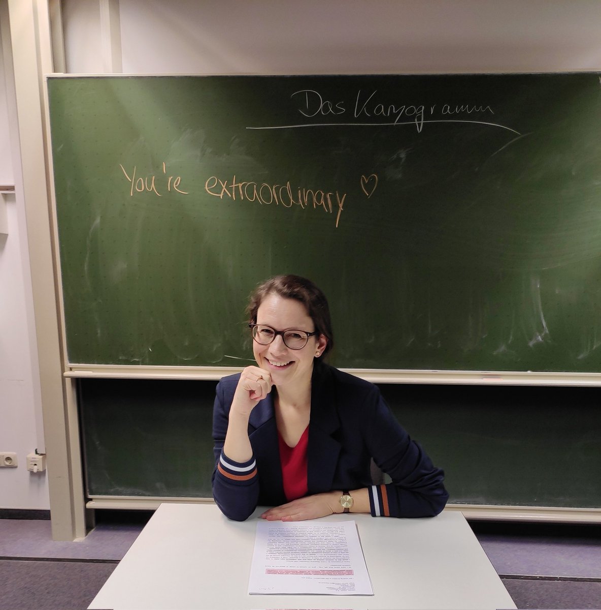 Es ist geschafft! Successfully defended my dissertation 🥳 #itsdonedone #phddone