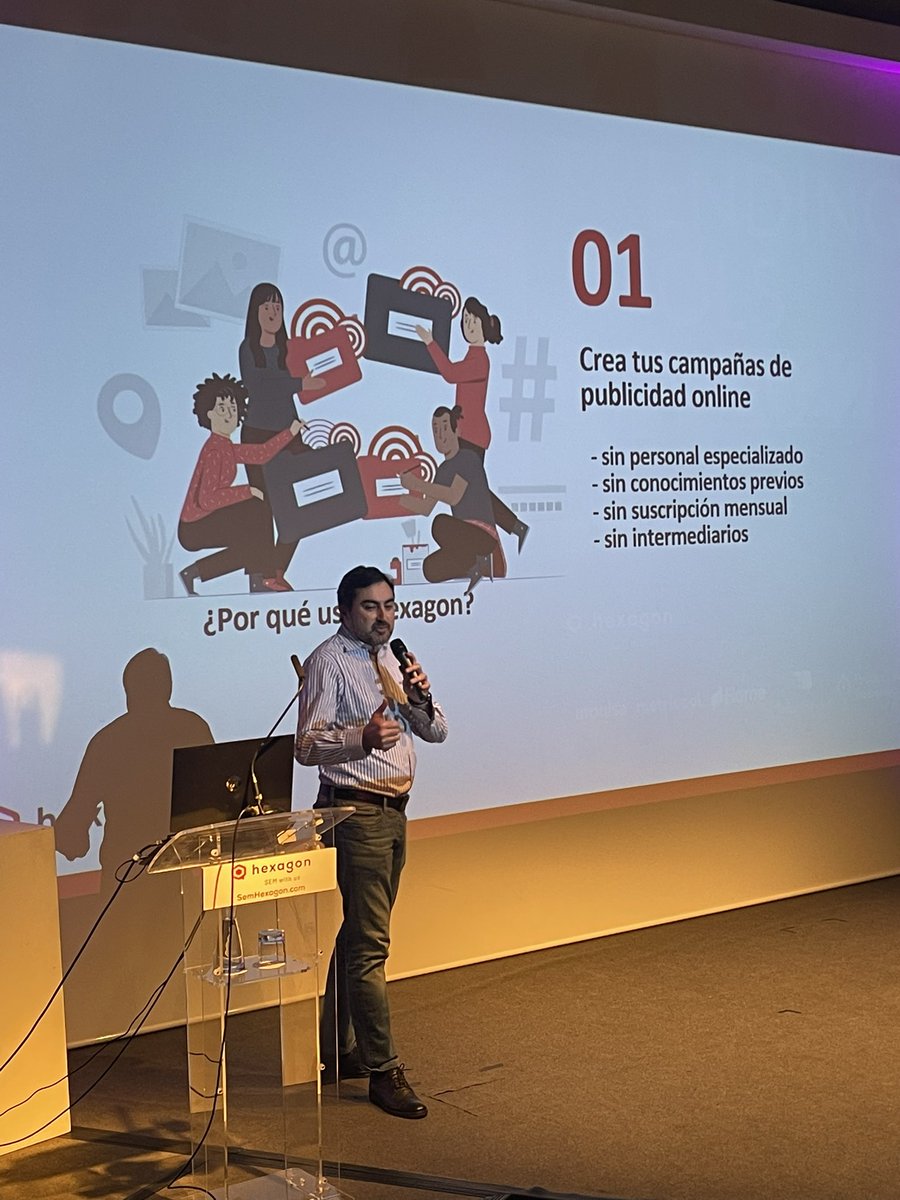 #workshop con <a href="/SemHexagon/">Hexagon</a>.

LA PLATAFORMA que necesitas para gestionar tu #SEM, como #empresa, #agencia, #anunciante, #consultor...

#Estápasando ahora en <a href="/Trending_Tools/">Trending Tools</a> en @laboralciudadcultura 

Gracias, @ruben_llames <a href="/ibonberra/">Ibon Berra</a> , por #TTools22.

#Gijón #Asturias