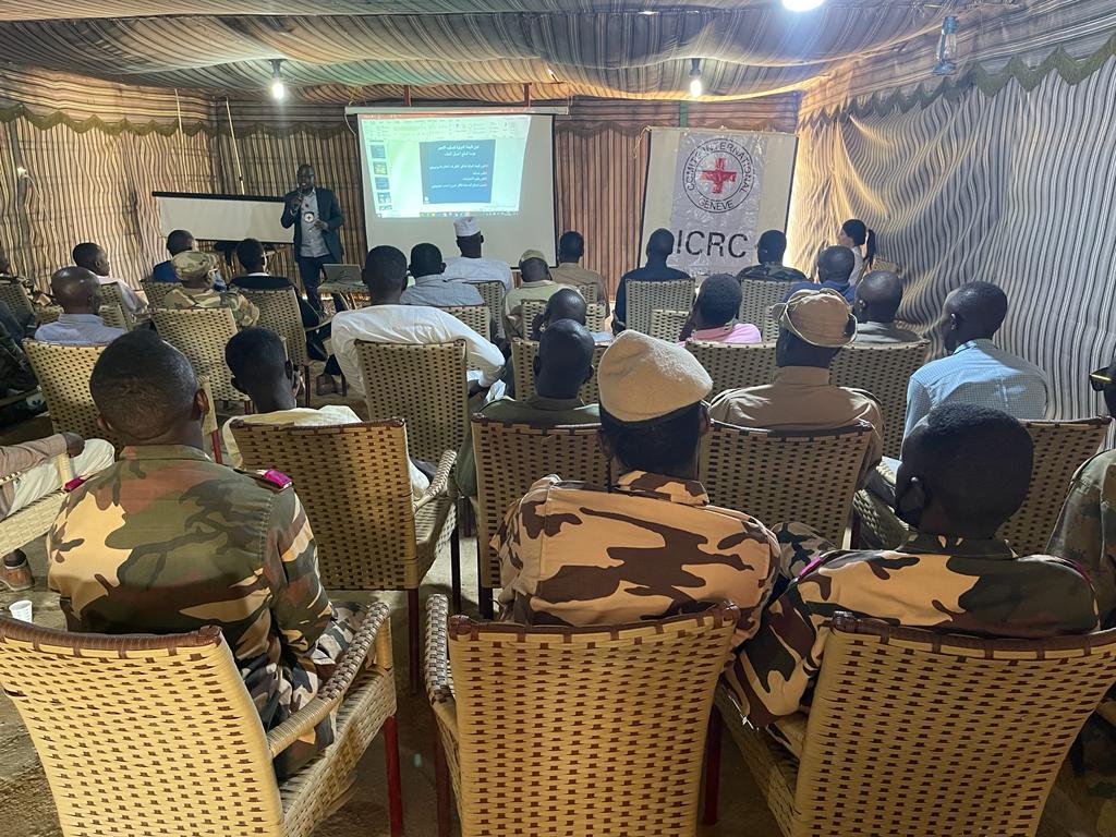 ICRC_Sudan's tweet photo. International humanitarian law (IHL) is a set of rules which seek – for humanitarian reasons – to limit the effects of armed conflict. In the city of "El Fasher", North Darfur, 50 arm carriers of the Joint Security Keeping Forces attended “Training of Trainers” sessions on IHL. https://t.co/IbmOgKRdMN