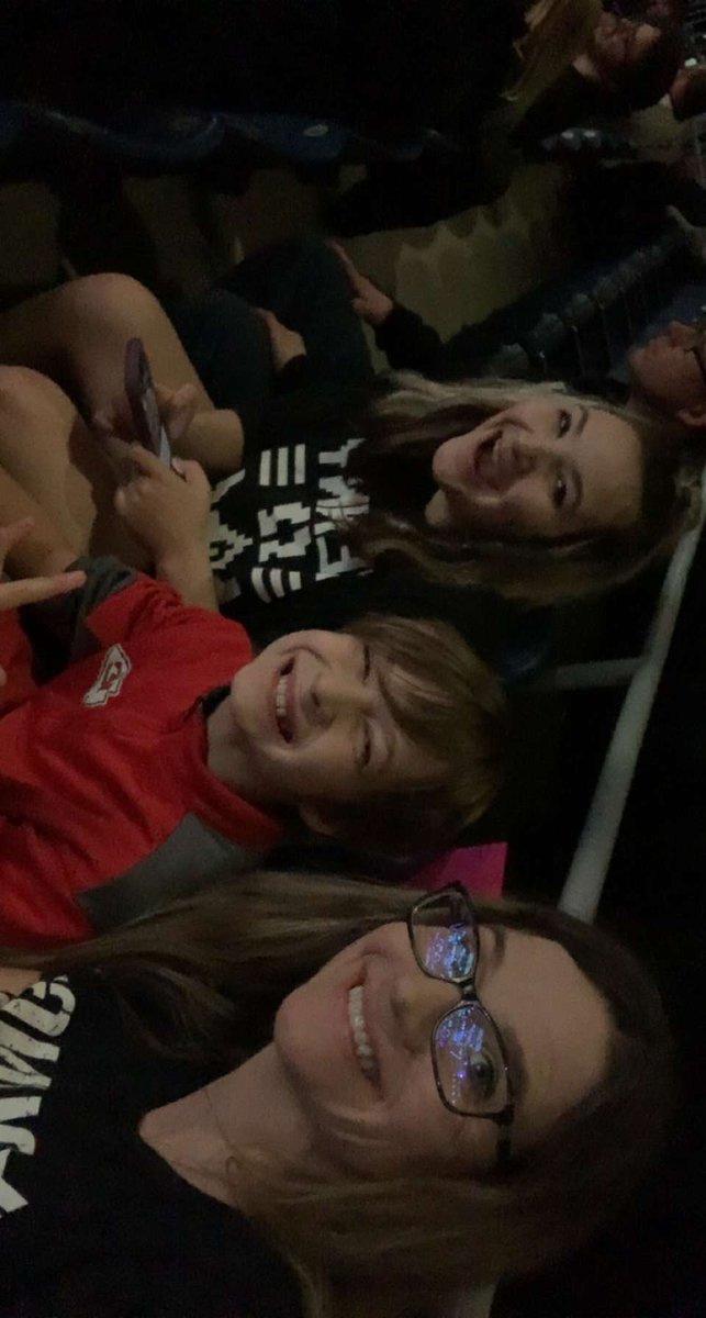 sinfulobsession's tweet photo. Aew dynamite in Chicago was fire 🔥 but we missed @swerveconfident! Where are you at swerve??? https://t.co/a3ZuPAZfu3