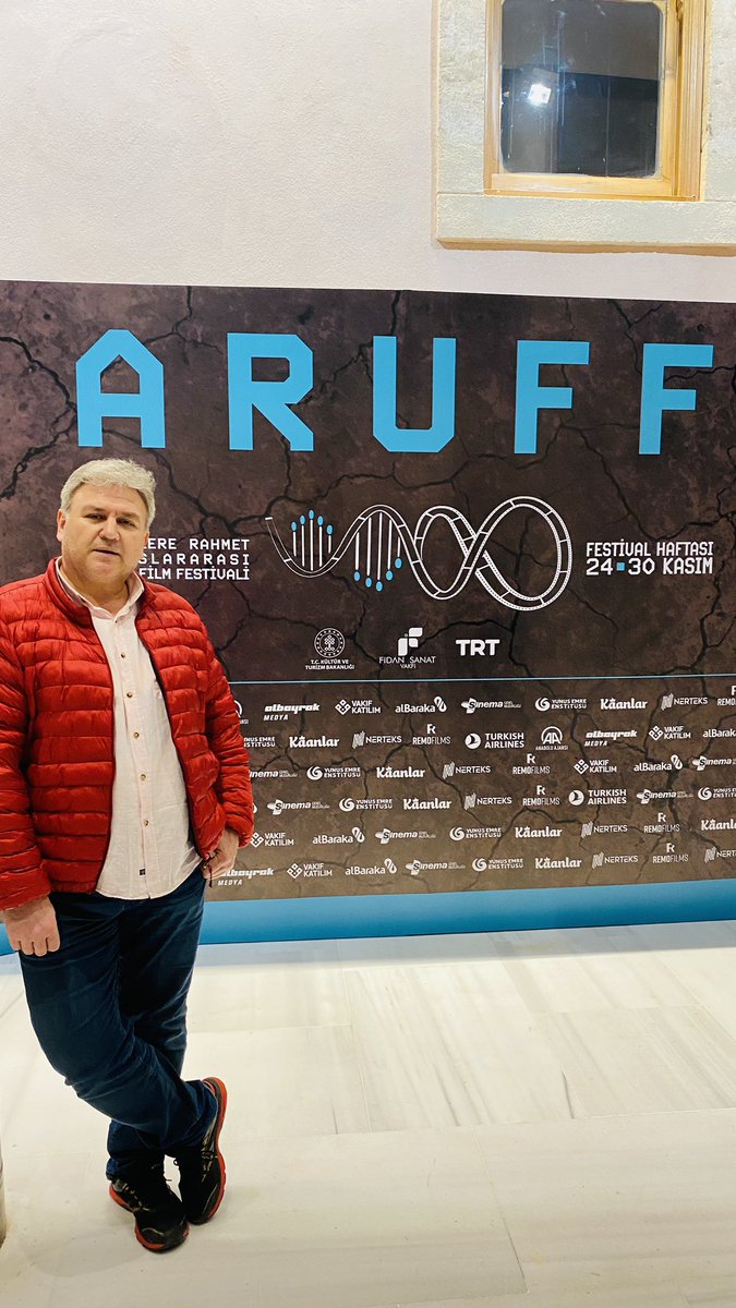 draytekincoskun's tweet photo. #Alemlere Rahmet Uluslararası Film Festivali.,,,Atlas Sineması, Taksim/ İstanbul.,,Siyer Vakfını tebrik ediyorum. #ARUFF https://t.co/z0cp4cf79b
