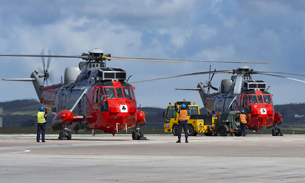 Le Royaume-Uni donne de vieux hélicoptères Sea King à l'Ukraine #Aeronautique #Aviation dlvr.it/SdJjky