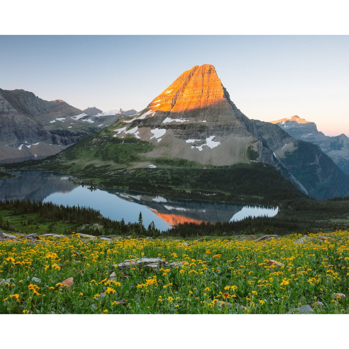 Friendly reminder: If ur following large accounts that encourage u to bully, intimidate or cancel others for their own personal reasons, simply unfollow. Their shit isnt ur shit and Ur preventing their own personal emotional growth from occurring. Pls stop making assholes famous.