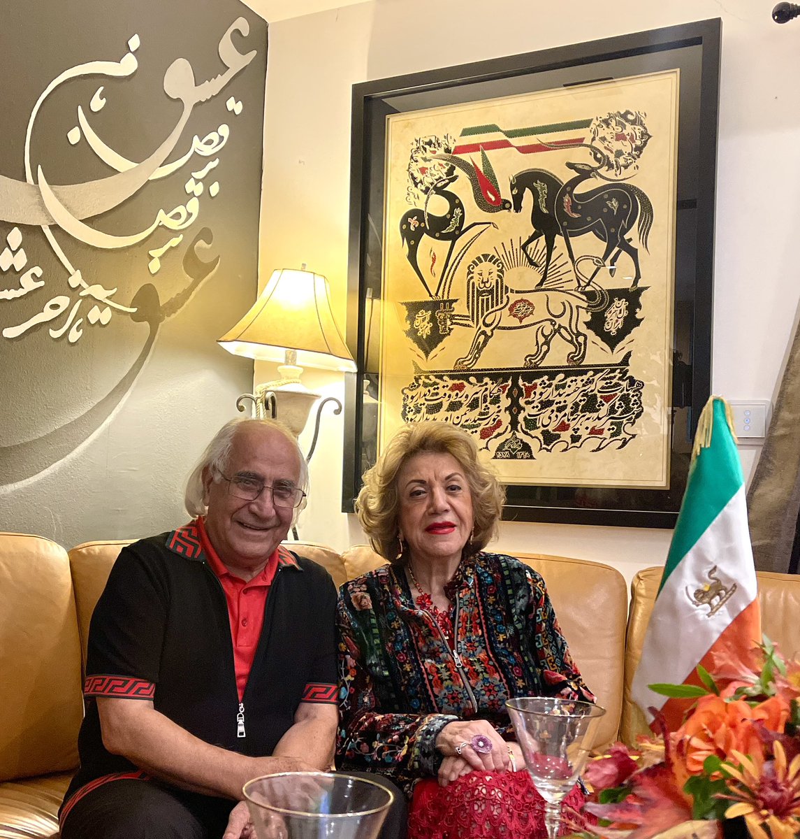 Happy thanksgiving 🌺💐🌷پنجشنبه بیست و چهارم نوامبر ۲۰۲۲ روز و شب شکرگزاریست در امریکا و ماافتخارکردیم وشکرگزاریم برای ابرخیزش گلدختران وپسران سرزمین دلاویزمان ، به امید آزادی میهنمان . #caligraphy #persianartist nft #nftart #nfthistory #aligraphy #opensea #openseanft #irannft