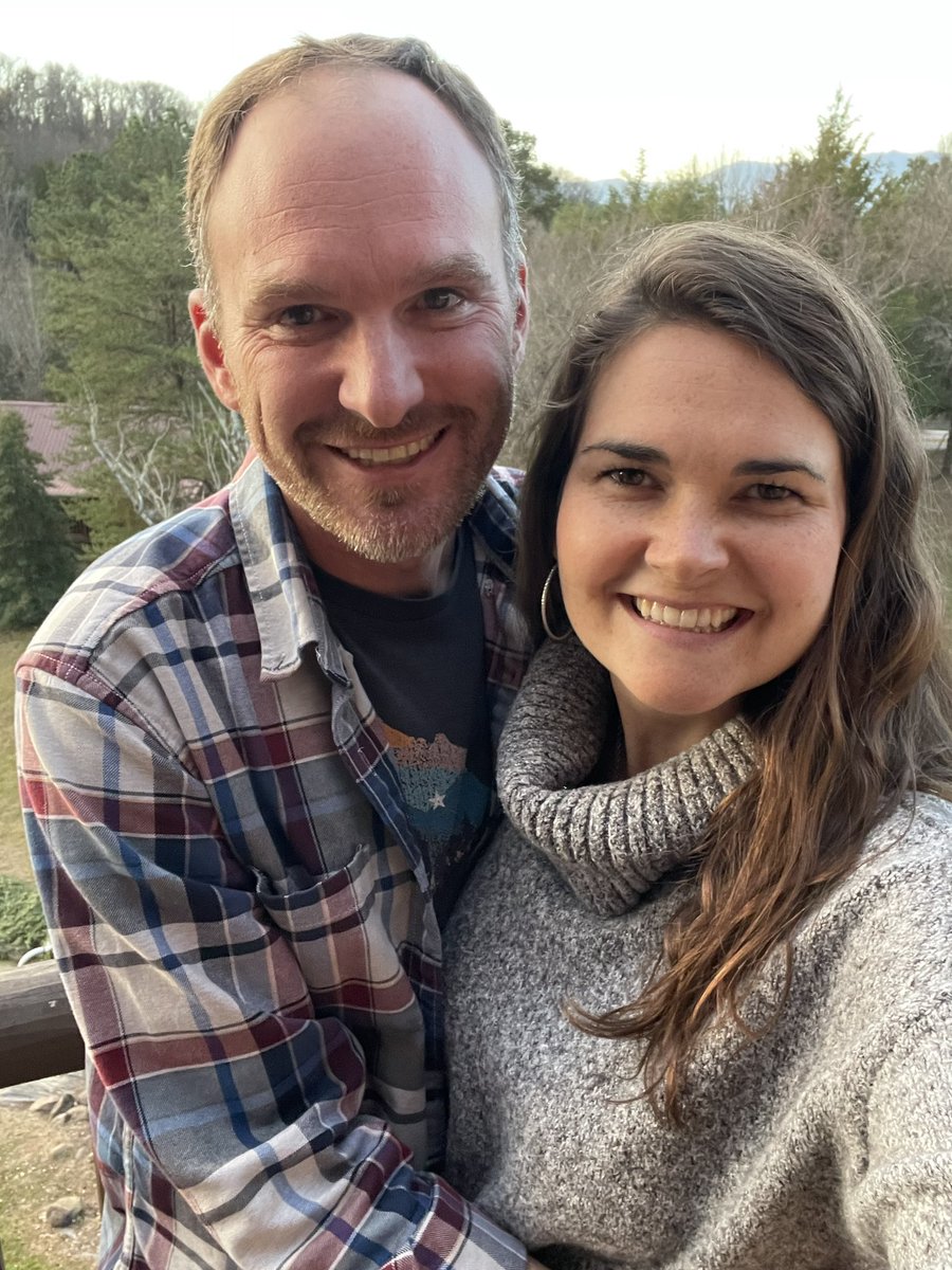 jonboyandemmy's tweet photo. Smoky Mountains ⛰️ #vacationyou #Sweepstakes @EvolveVR https://t.co/kh6D84IzSU