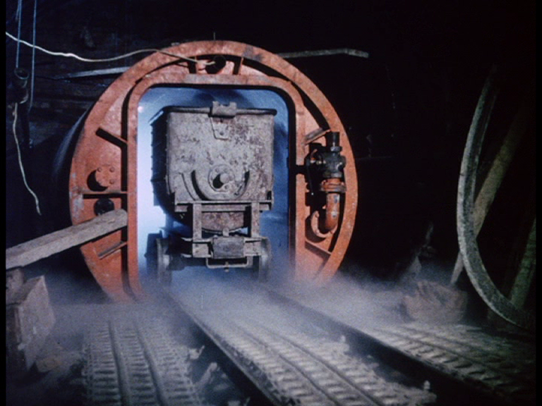 THE VICTORIA LINE REPORT NO 2: DOWN AND ALONG (1965) #britishtransportfilms