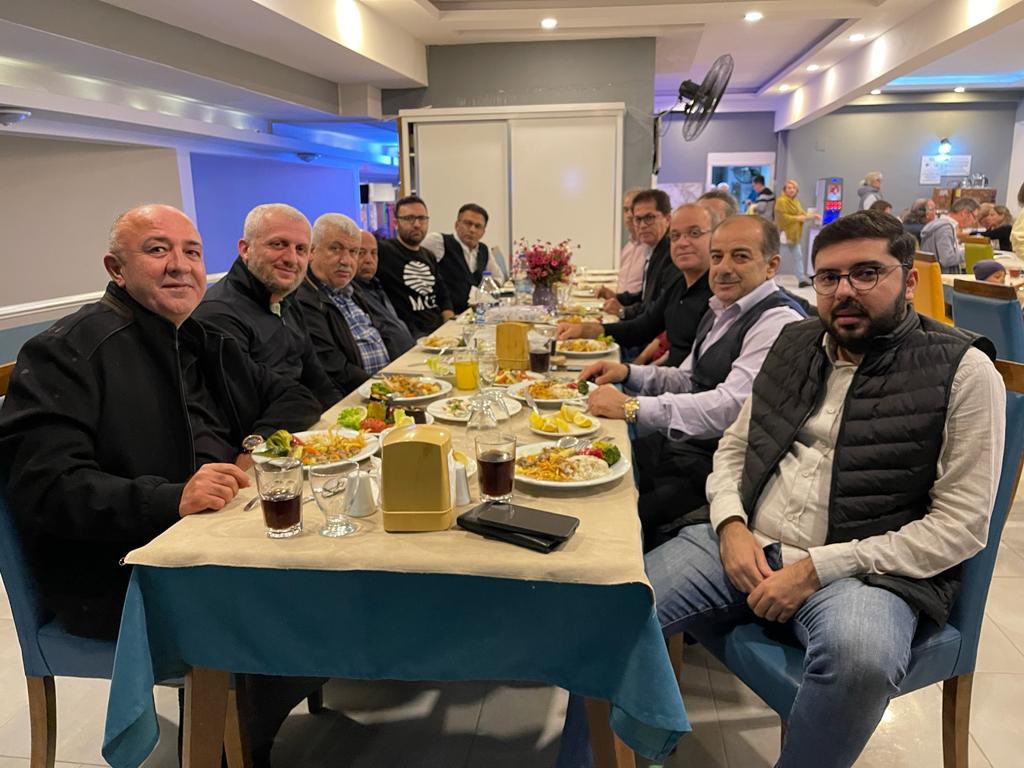 mpasaoglu0761's tweet photo. Eski dosluklar unutulmaz organizasyon için Ali BOZ a ve @YUSUFMECEK e çok teşekkürler @MBerberoglu61 https://t.co/9ScAW0H7nX