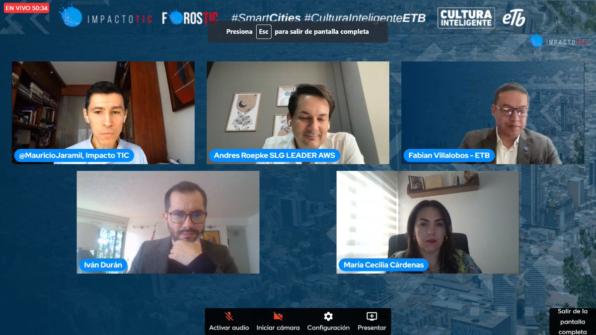 ETB's tweet photo. Gracias a los aliados que nos permiten construir un diálogo entorno al gran reto de avanzar hacia una #CulturaInteligenteETB en las ciudades y territorios de Colombia. @ConsejeriaTIC @AWSLatam @Frost_Sullivan @ImpactoTIC 
#ForosTIC
#TransformacionDigital 
#CiudadesInteligentes https://t.co/w1pWp75Fmi