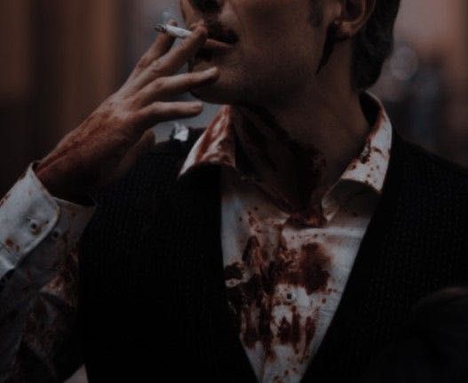 какая жалость, ох, столь милая пташка попалась в сети. мои люди в ближайшее время доставят этого раненого в штаб. всё же не пристало отпускать того, кто был ранен от рук мафии в свет. нам определено не нужны лишние хлопоты.