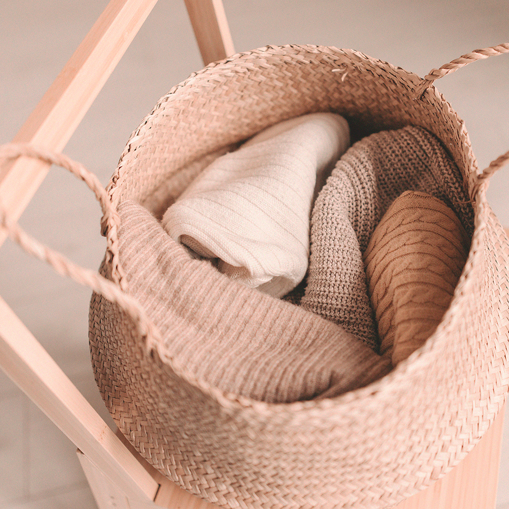 OMESoficial's tweet photo. 👉 ¿Sabíais que actualmente, menos del 10% del mercado textil mundial está compuesto por materiales reciclados?

#OMES #ModaSostenible #moda #sectortextil https://t.co/CT053boObW