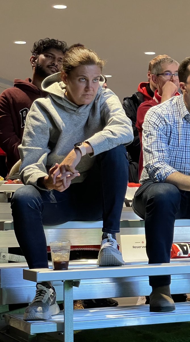 CANwatchwomenssports tweet media