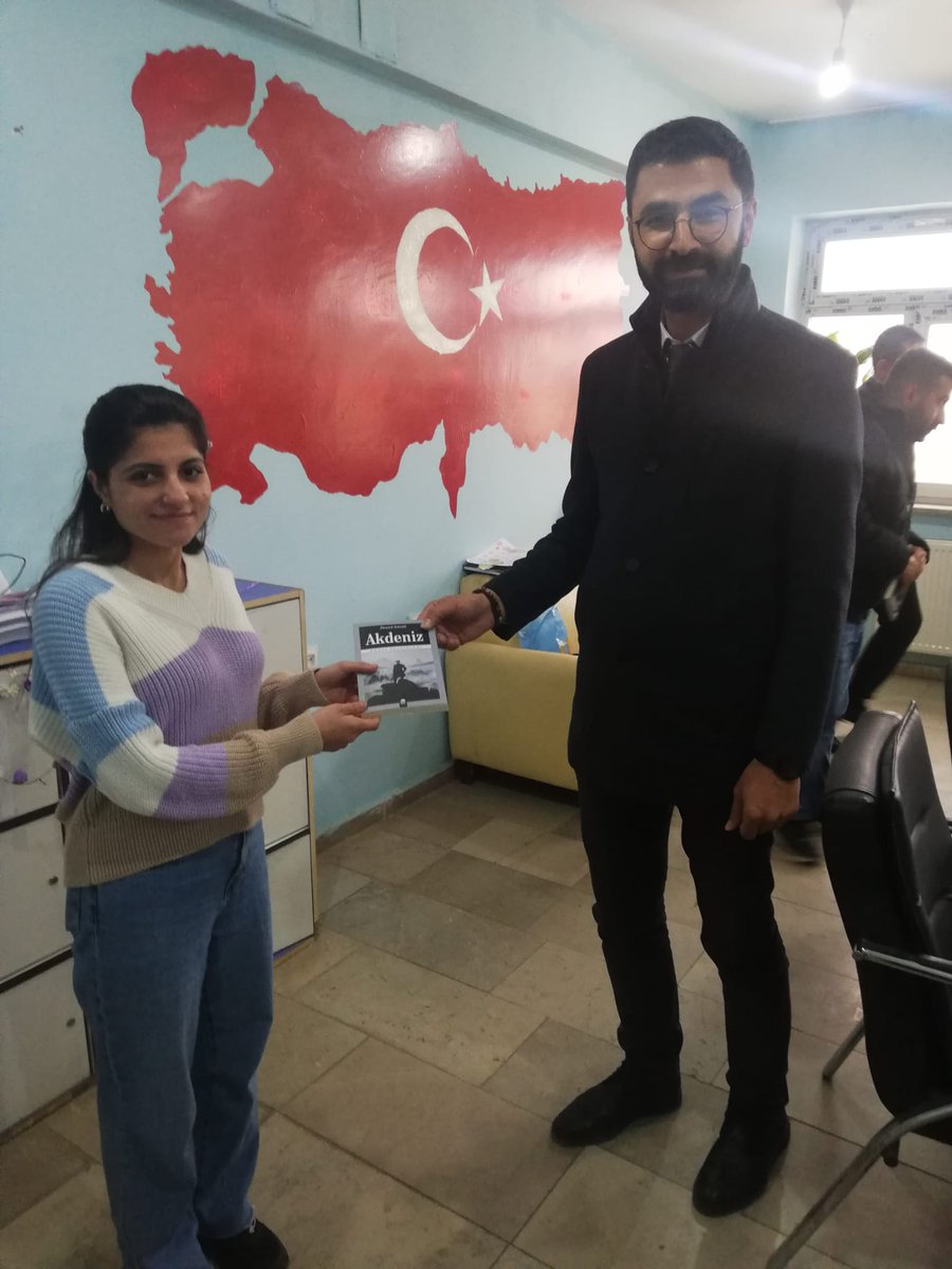 HazroMem's tweet photo. "Dünyanın her tarafında öğretmenler insan topluluğunun en özverili ve saygıdeğer unsurlarıdır."
Mustafa Kemâl ATATÜRK...
Tüm öğretmenlerimizin Öğretmenler Gününü en içten dileklerimle kutlarım.
@tcmeb @aliihsansu_ @salihsakmia @ugurdoganer01 https://t.co/hQSMBVHmRf
