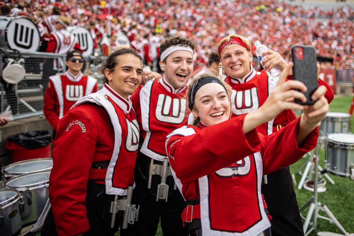 badgerband's tweet photo. Thankful for this band and all the moments of happiness and incredible friendships it has given us.
#EatARock
📸: @pxphotography https://t.co/JEUzsk1v3c