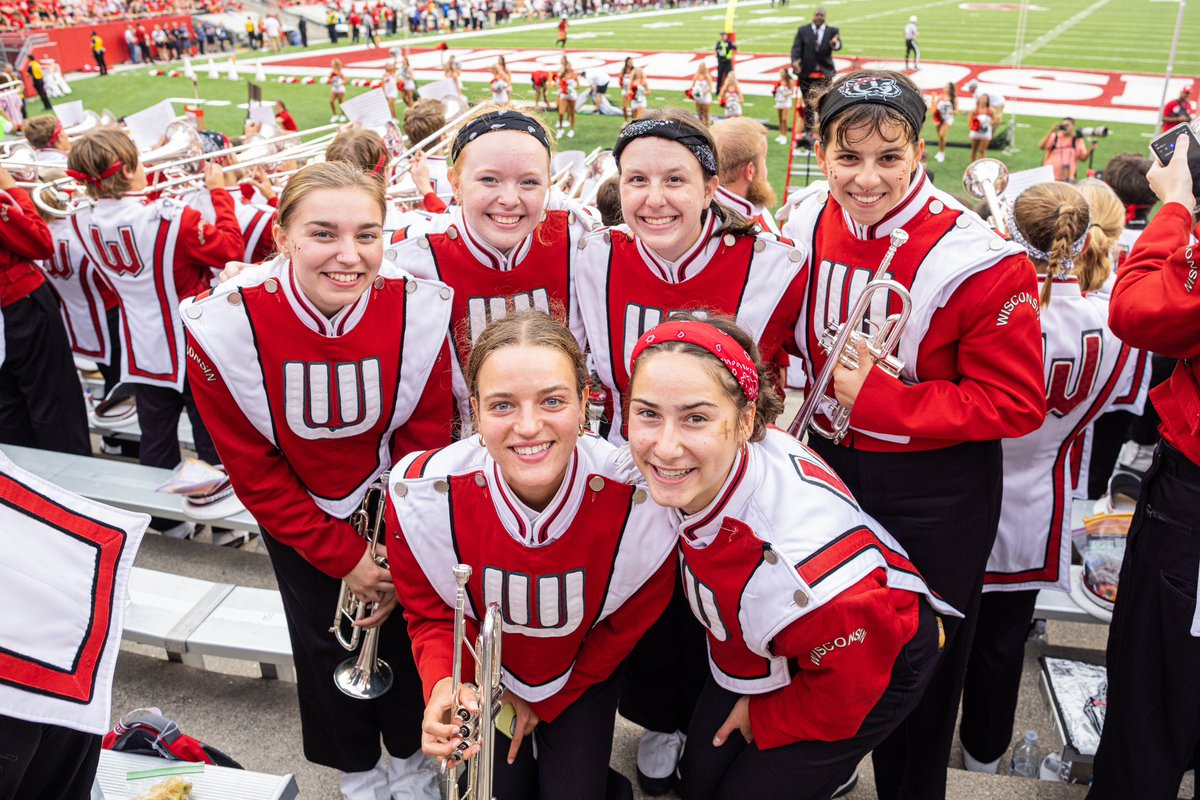 badgerband's tweet photo. Thankful for this band and all the moments of happiness and incredible friendships it has given us.
#EatARock
📸: @pxphotography https://t.co/JEUzsk1v3c