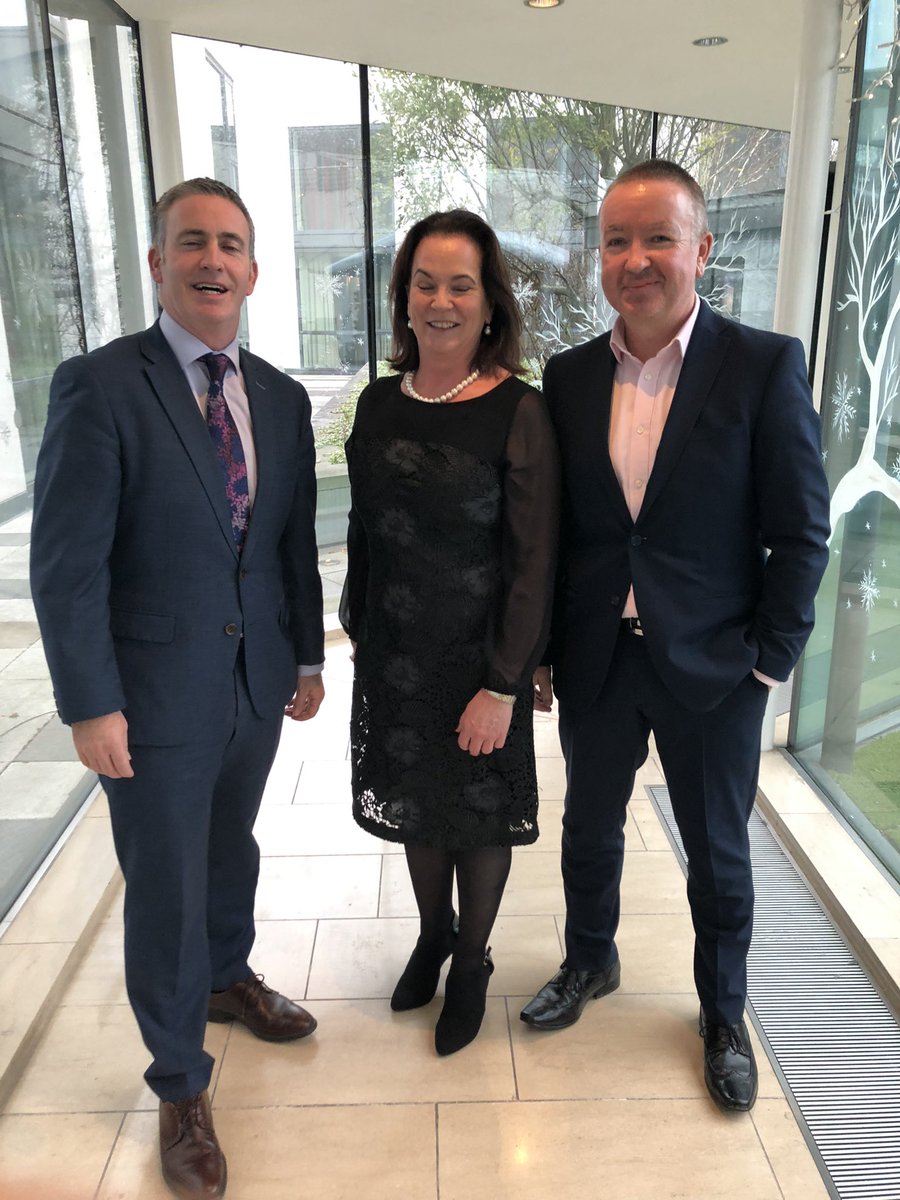 Damien English tweet media