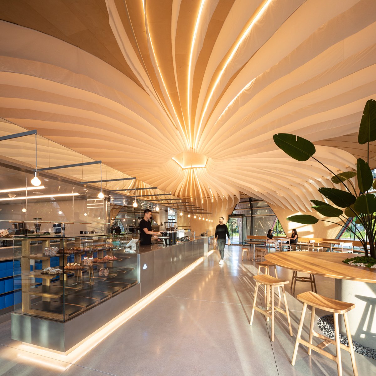 lumentruss's tweet image. Excited to announce one of our projects won BEST OF CANADA national interior design award in the retail category for 2022. zcu.io/sKJi

#lightingdesign #lightingdesigner #lightinginspiration #lightingsolutions #interiordesign #architecturallighting #lumentruss