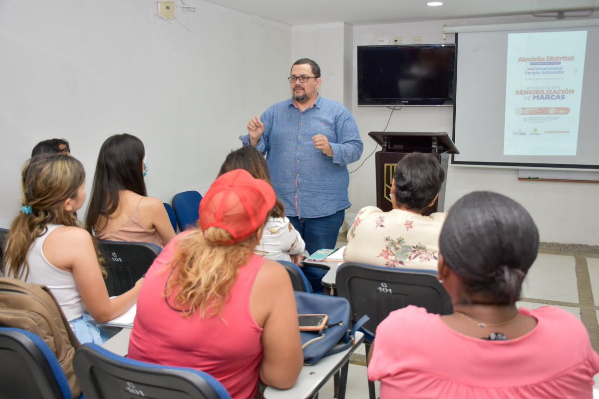 En el marco de la estrategia La Marcatón, junto a la <a href="/USergioArboleda/">Universidad Sergio Arboleda | #SergistaSiempre</a>, realizamos charla sobre sensibilización de marcas, dirigida a emprendedores. Se hizo con el fin de conocer los diferentes tipos de marcas y todo el proceso de registro para obtener la protección de las mismas.