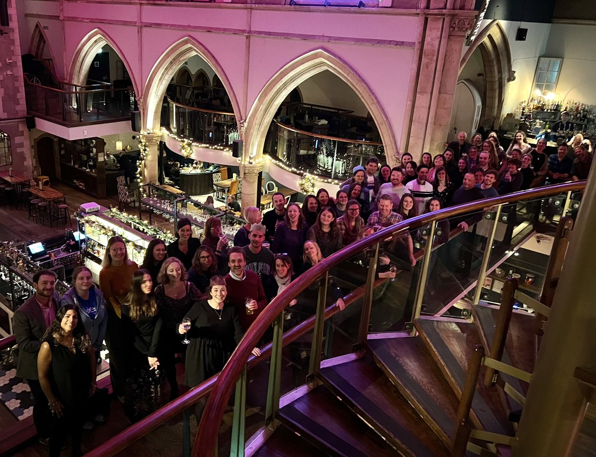 That’s it for the 2022 #NEMarine conference. Feeling inspired and strangely energised even after limited sleep 😅. Love this photo of us all last night- what a fabulous bunch of dedicated and highly skilled marine conservation ecologists! #OceanOptimism #MarineConservation