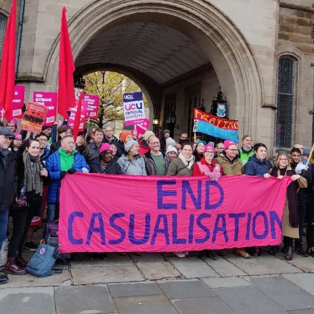 University vice-chancellors are reporting "low impact" picket lines 

The pickets👇
#ucuRISING