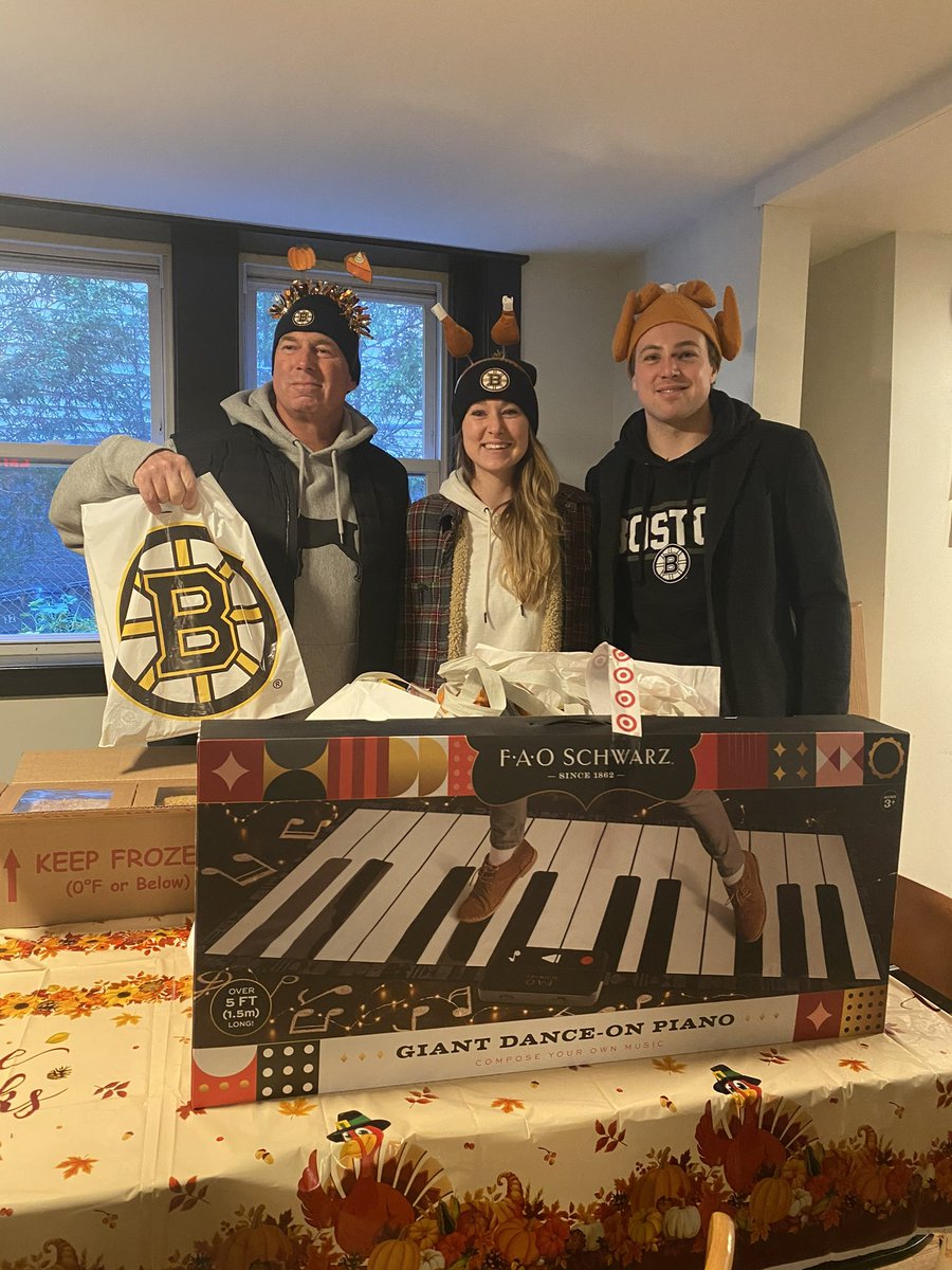 NHLBruins's tweet photo. Couldn’t do it without family. 🙏 

@CMcAvoy44 | #NHLBruins https://t.co/hWSJVr40Po