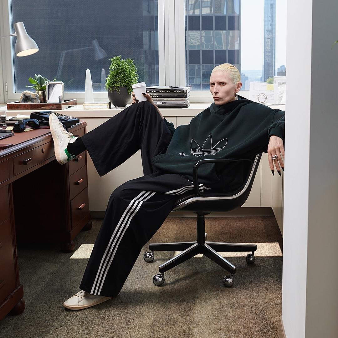 Mama Bear tweet media