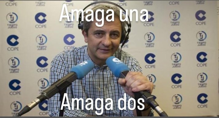 *Un jugador está literalmente parado*

Manolo Lama: