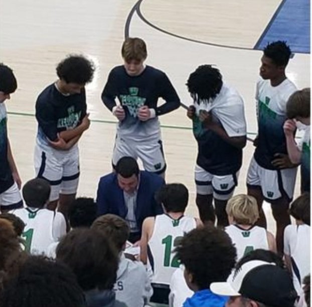 rccarsner3's tweet photo. Thankful for my 🏀 Family @dubboysbball https://t.co/5IuR1OKX8K