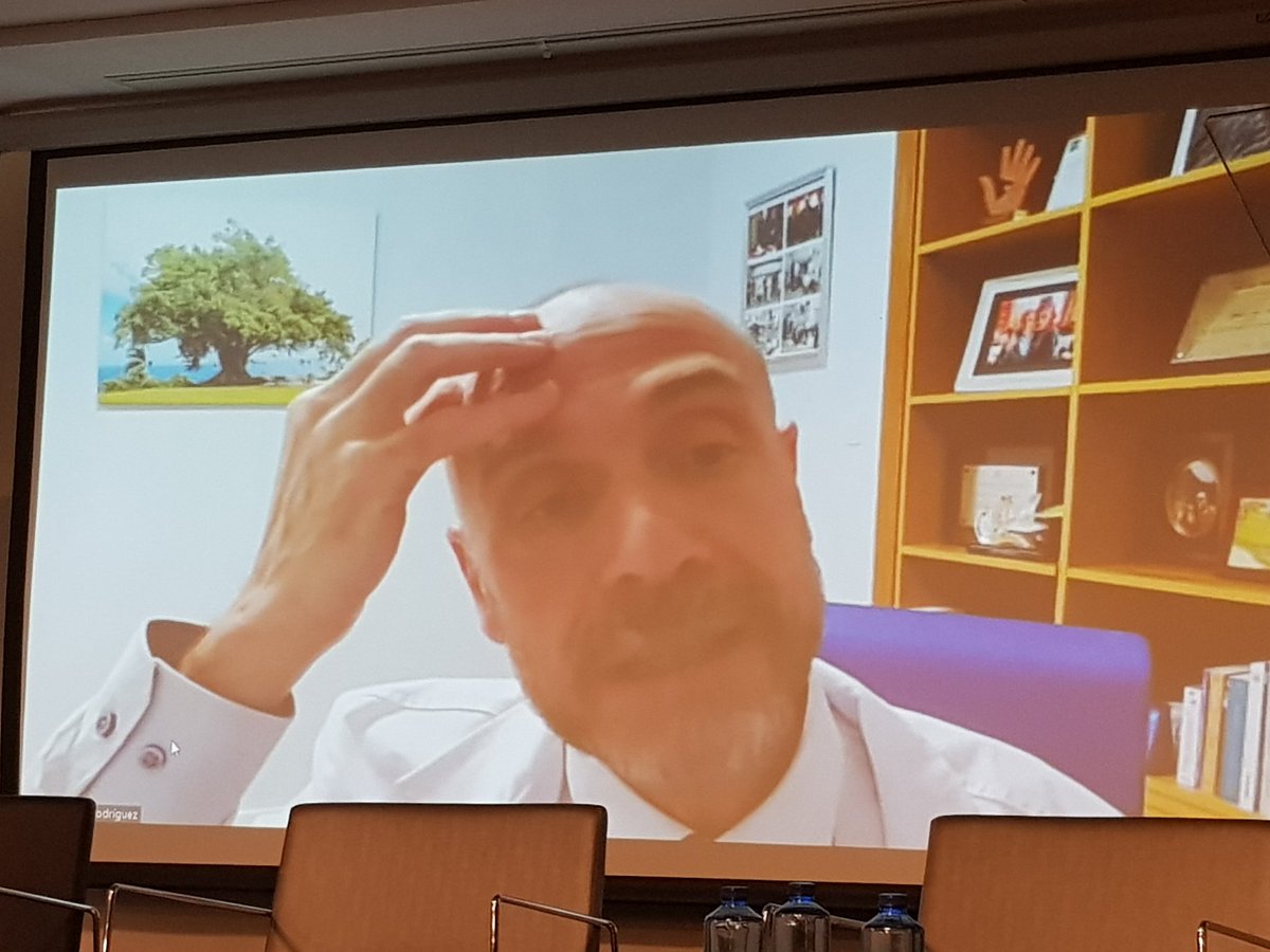 Magnifica ponencia de <a href="/JulioZarcoR/">Julio Zarco</a> " Impulso de la participación ciudadana en salud" en Jornada Avanzando en gestión Sanitaria de Agrupación Territorial Levante en Murcia.
#gestionsanitariamurcia
<a href="/SEDISA_NET/">SEDISA</a>