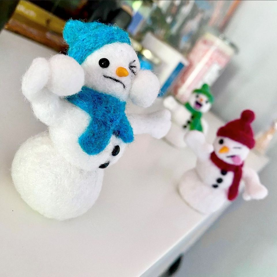 We've got 2 places left on our needle felt workshop with Alice Flash on Saturday due cancellations! 
Please book via this link ticketsource.co.uk/bradfordlibrar…