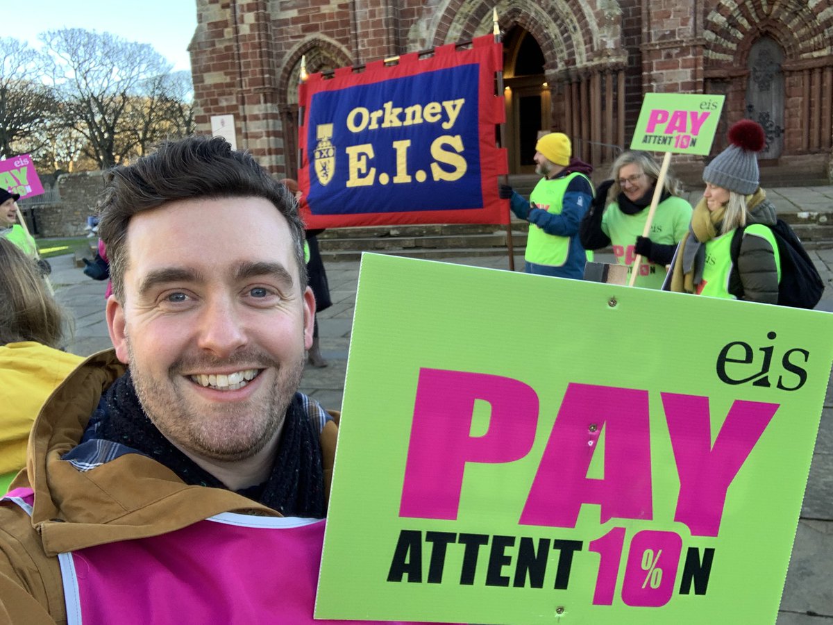 RRobinsonKGS's tweet photo. Fantastic turn out at the cathedral for our rally! Thanks to all teachers taking part across Orkney and Scotland! #EISStrike #EIS #PayAttention @EISUnion @ScotGovEdu @COSLA @scotgov #eisorkney https://t.co/fDR4LzlooH