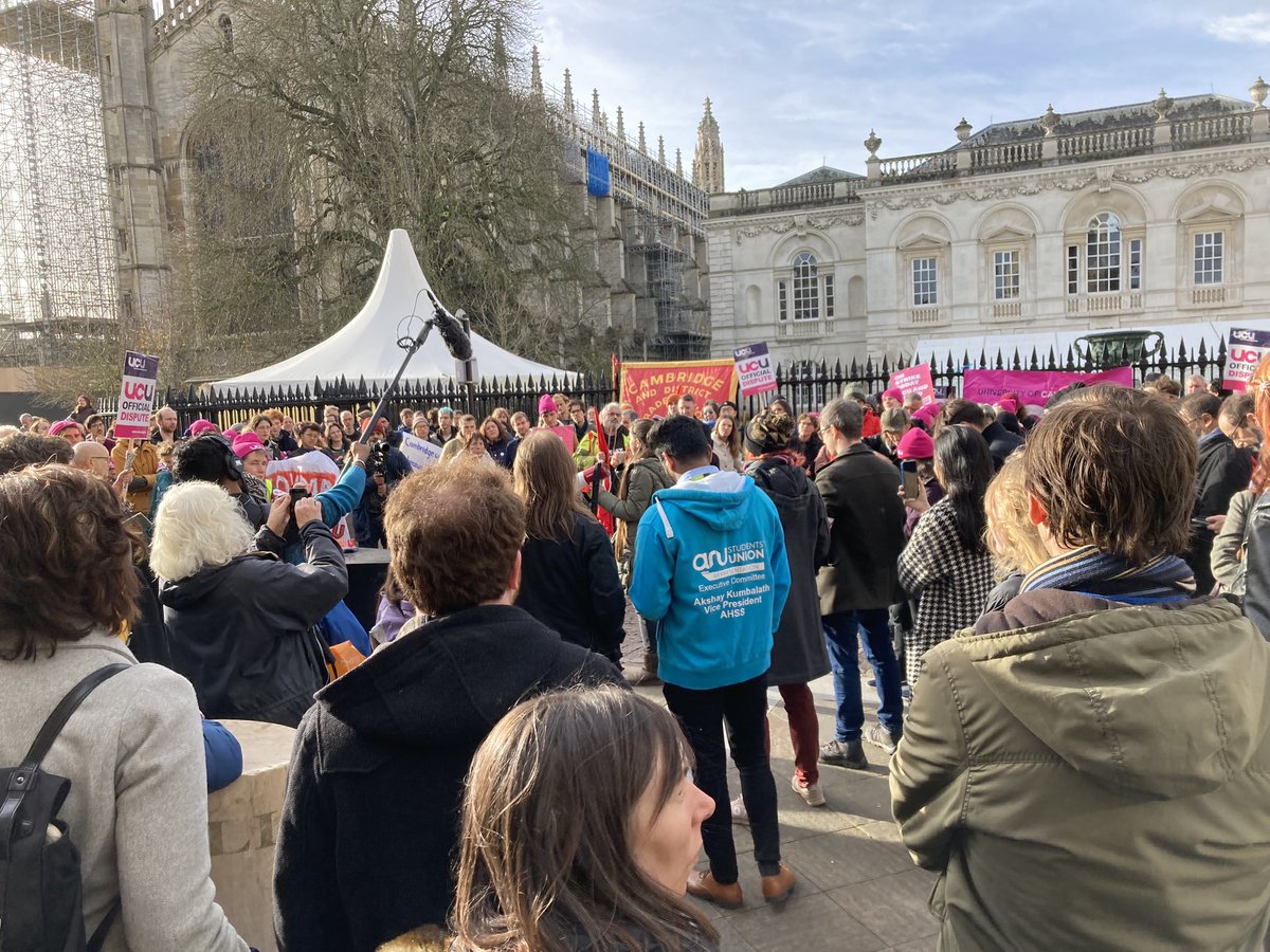 krtlle's tweet photo. #ucuRISING https://t.co/2ONN5hzaDn