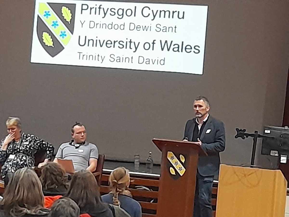EWestaway's tweet photo. #EdMorgan @castellhowell 
#wrffc22 
Speaking about local food production 
https://t.co/NnemFCgZ1M @wrffc22 @UWTSDLampeter https://t.co/zBNsrkKMBI