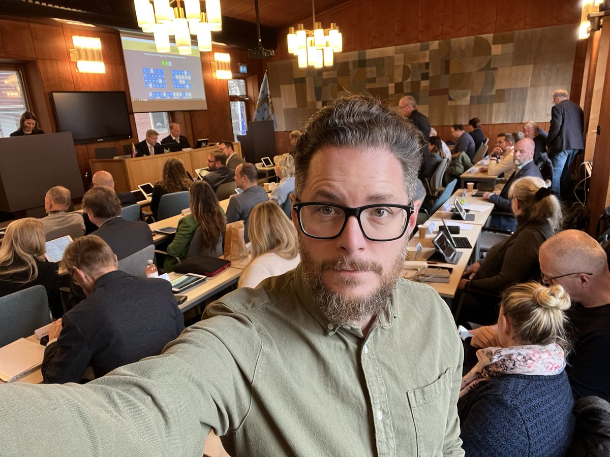 Budgetfullmäktige Ulricehamn. Häng med live i UT:s kanaler. Peppra på med frågor. ut.se/nyheter/beslut…