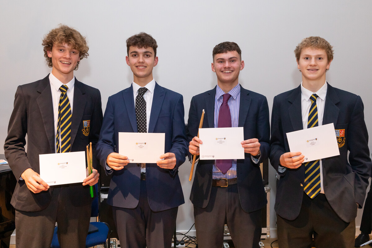 Music Competitions are back for another year with Guitar and Percussion up first!

Congratulations to the winners!

cranleigh.org/academic/music…
<a href="/CRANMUSIC/">Cranleigh Music Dept</a>