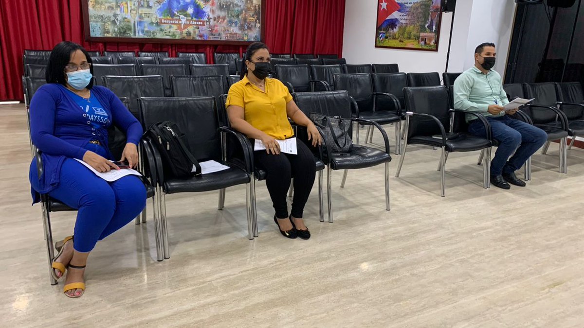 cubacooperaven's tweet photo. El Dr. Misael Arias Reyes, Vicejefe Integral de la Misión Médica Cubana en #Venezuela; preside reunión mediante videoconferencia del grupo nacional de atención al colaborador.

#CubaPorLaVida ❤️ #Cuba #YoVotoEl27 💖#VoluntadDeElegir https://t.co/xlpvpOF05h