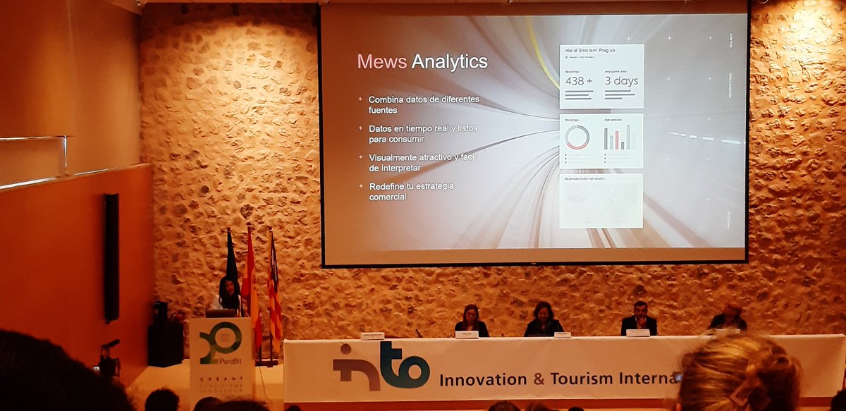 Les dades tenen problemes: volum, accessibilitat, FIABILITAT. Han de ser verídics, accessibles, estructurats, consumibles i aportar valor. Fer el Big Data petit Malvina Costela  #INTO2022