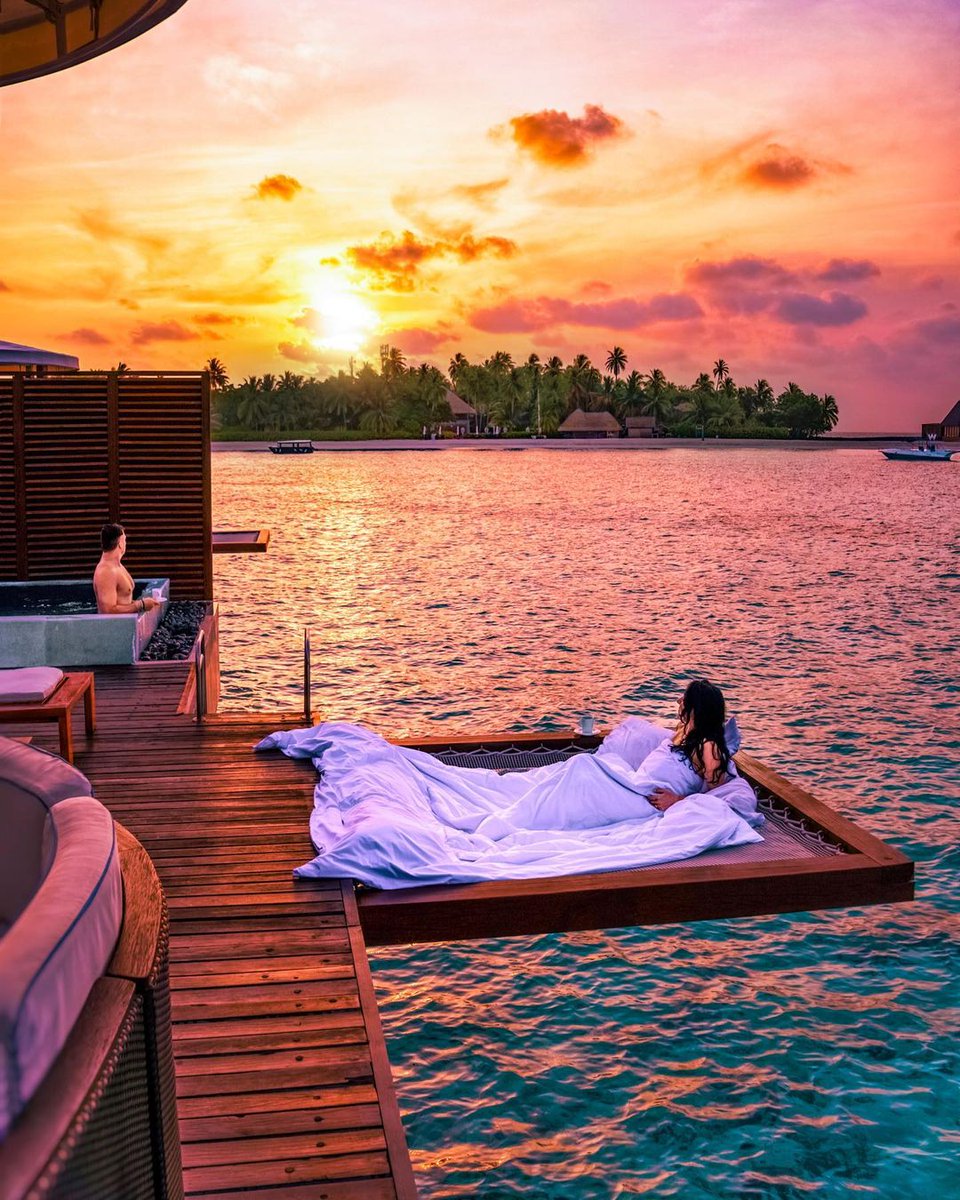 W Maldives tweet media