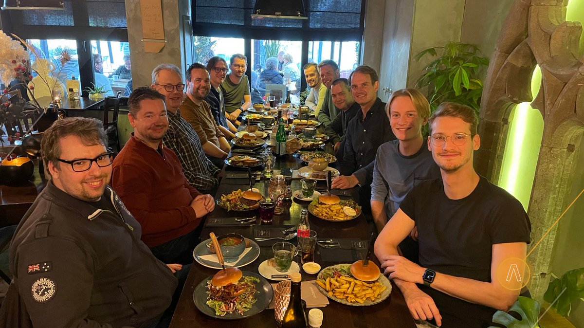 SpartnerNL's tweet photo. Spartner is alweer 1 jaar oud! 

Precies een jaar geleden hebben we onze naam gewijzigd naar Spartner. Onze ervaring als softwareontwikkelaar staat gelukkig op 18 jaar.  Als Spartner bieden we het ultieme innovatiegemak voor bedrijven met goede ideeën.

#anniversary #team https://t.co/aTnOsN2RWs