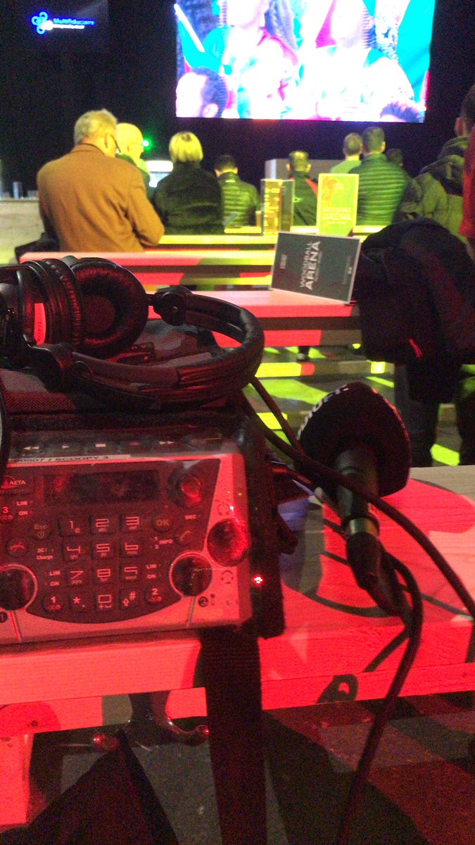 Position de commentaire pour ce #suissecameroun <a href="/davidlemos/">David Lemos</a> 
Des directs depuis la woodball de Bulle. Tendu.