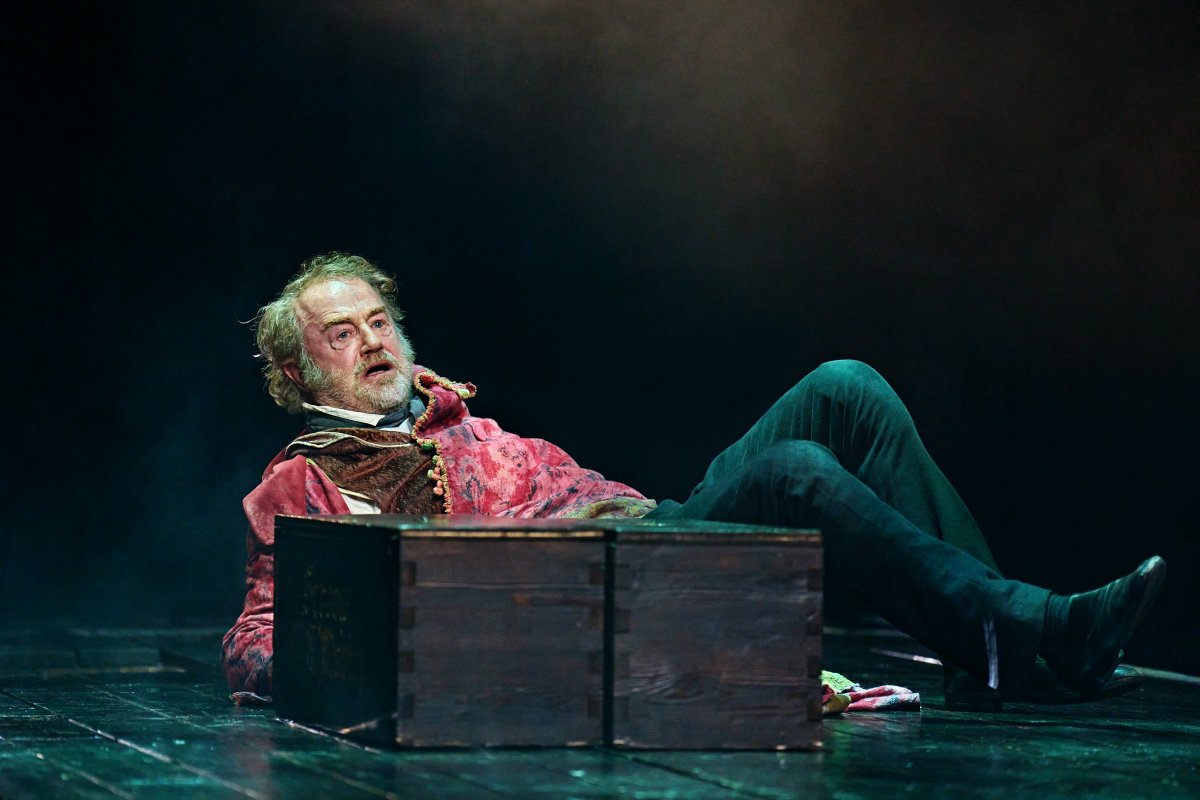 Time Out Theatre on Twitter "Review A Christmas Carol, Old Vic