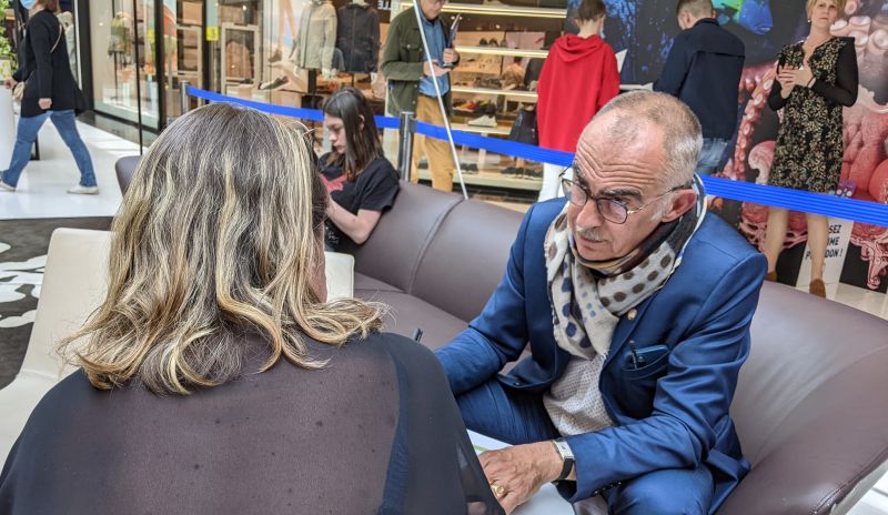 UN PARRAIN UN EMPLOI 44 (@parrainemploi) on Twitter photo #RECRUTEMENT #iciçarecrute Jeudi 1er Décembre 13h30 à 18h, rencontrons-nous à l'association (1 impasse Joseph-Marie Fourage Nantes) > C'est l'occasion pour vous de rencontrer des marraines/parrains de vos secteurs pros ! Inscription : beatrice@parrainemploi.com 0240895571 #RECRUTEMENT #iciçarecrute Jeudi 1er Décembre 13h30 à 18h, rencontrons-nous à l'association (1 impasse Joseph-Marie Fourage Nantes) > C'est l'occasion pour vous de rencontrer des marraines/parrains de vos secteurs pros ! Inscription : beatrice@parrainemploi.com 0240895571
