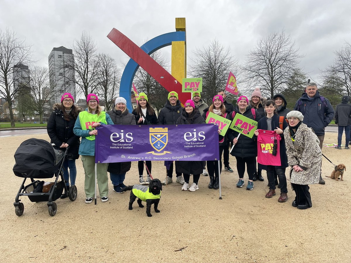 Mon the Andy! #eis #EISStrike <a href="/StAndrewSocial/">St Andrew's RC Secondary - Social Subjects</a> <a href="/StAndrewsRCSec/">St Andrew's Secondary School</a>