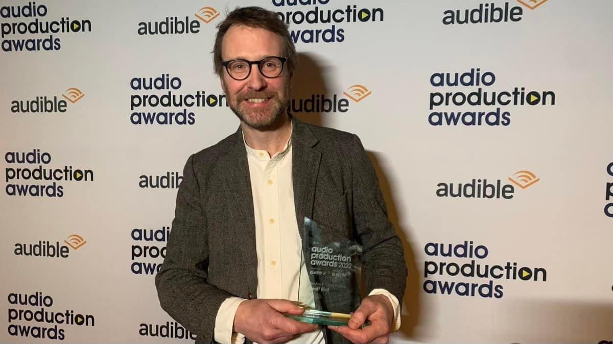 notablepod's tweet image. Huge congratulations to our superstar producer @garthurb who just won BEST ARTS AND CULTURE PRODUCER at the @WeAreAudioUK Awards for the SECOND YEAR IN A ROW - he really is the very best 👏👏👏👏👏