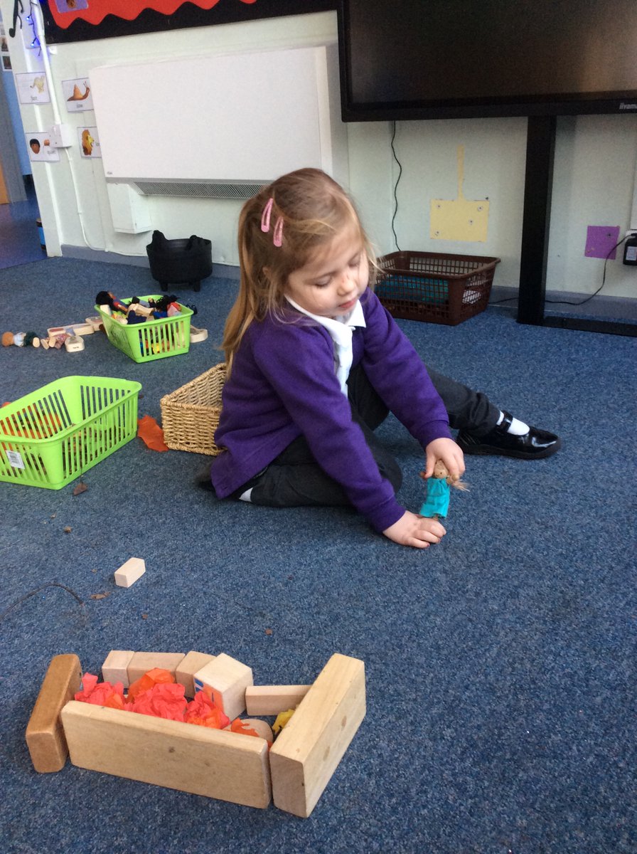 OPABL_N's tweet photo. This half term we have loved learning about different celebrations! We have looked at birthdays, Diwali, weddings, bonfire and firework night so far!

Here are some fantastic pictures of what the children have been up to! :) https://t.co/kYGxBAt8mf