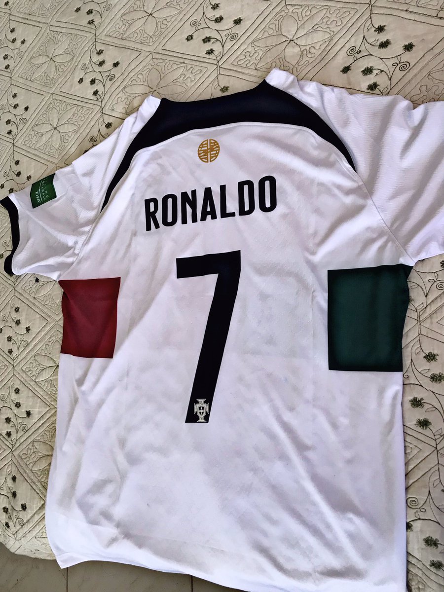 NillOjeda's tweet photo. Hoy juega el bicho 🐐 
#Qatar2022 https://t.co/NmePJLj2uV