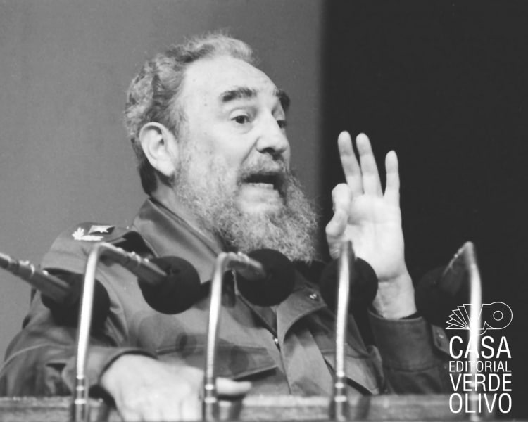 matos_verdecia's tweet photo. Fidel por siempre, estará https://t.co/3ZYmqVZ7Dc
