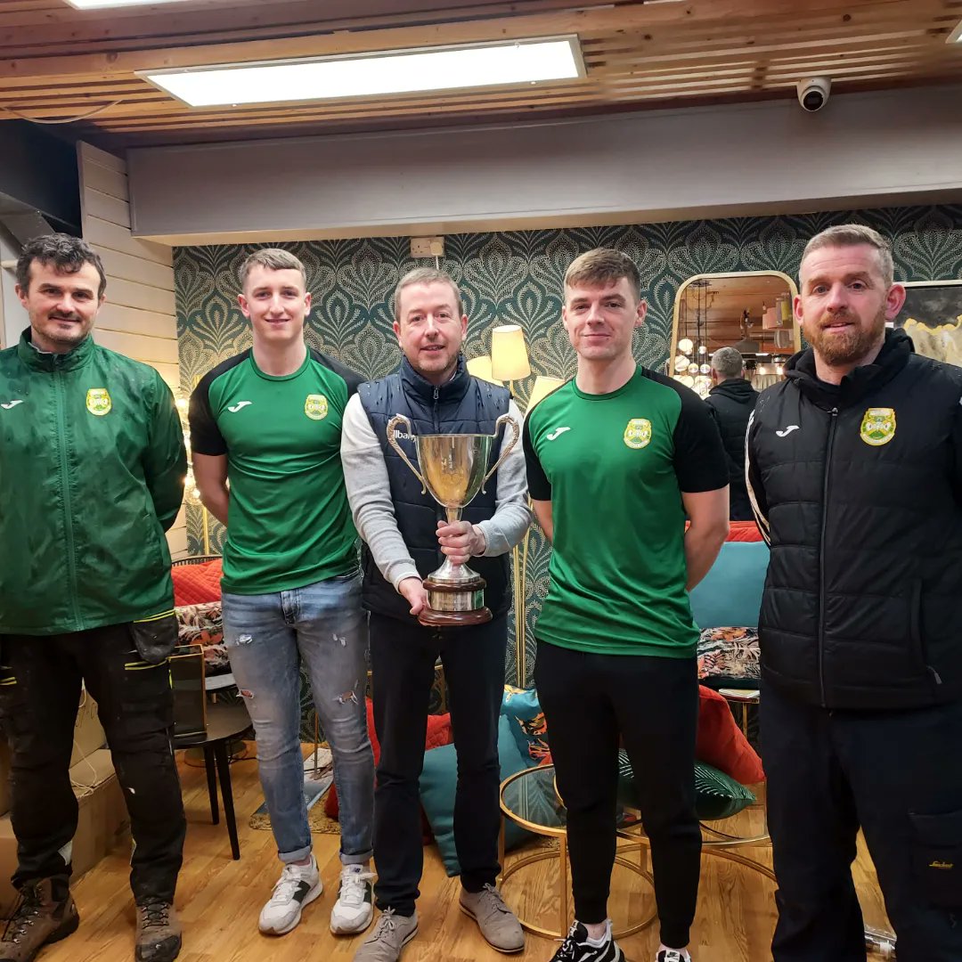 CelticCastlebar's tweet photo. #MFL22 Castlebar Celtic cup winners were delighted to call into their sponsor Albany Home Decor Castlebar with the Super Cup earlier today to thank them for their support. We wish Sean & staff all the best for a busy Christmas season ahead βοΈ https://t.co/h6Y2BUOAJW