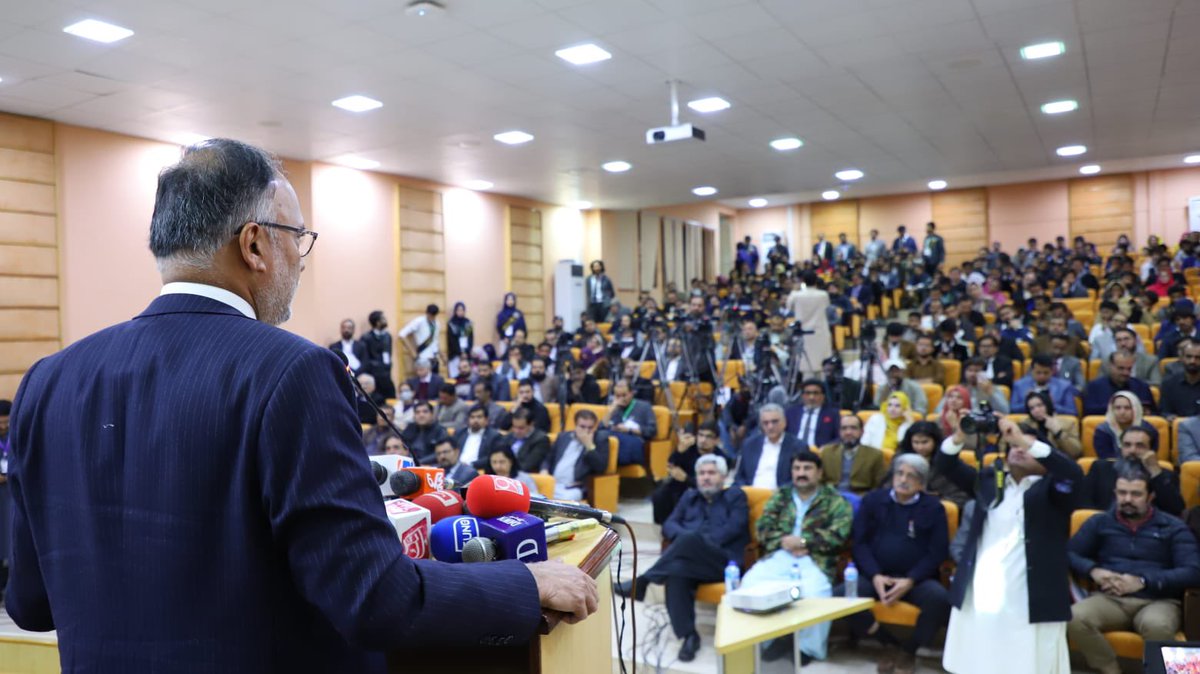 PlanComPakistan's tweet photo. Minister Ahsan Iqbal stresses the need for #dialogue and #engagement to address social and political differences and counter growing intolerance.
#36thAGM #PSDEConference https://t.co/MfVjeLCrwJ